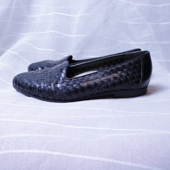 Trotters Woven Black Leather Slip Ons Womens 10WW - Picture 8 of 10
